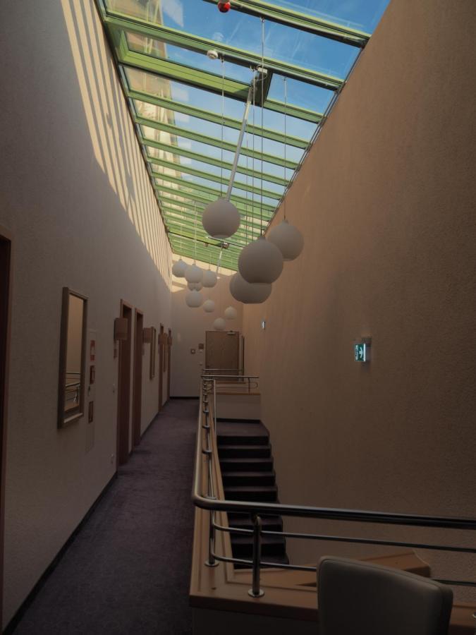 אהינגן Hotel „Zur Linde“ מראה חיצוני תמונה